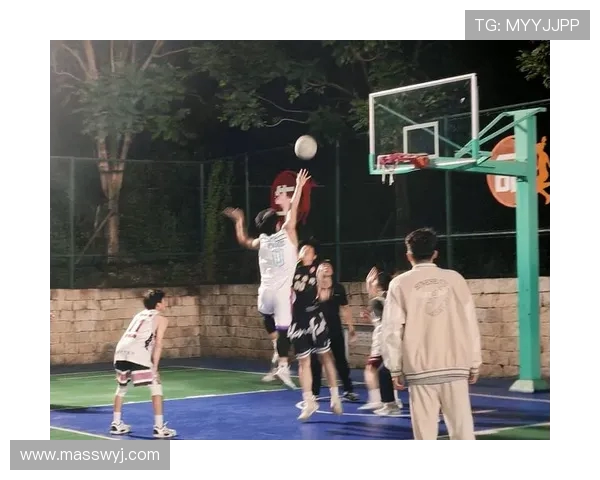 广州篮球队灵活性变革引发热议探索新战术与团队协作的未来发展