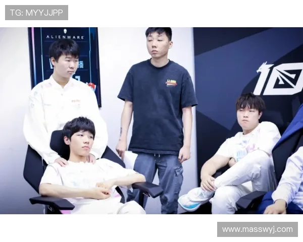 赛后复盘：LNG与BLG的团队协作与战术分析探讨