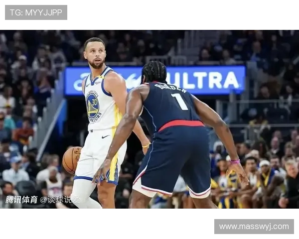 27日勇士与快船精彩对决直播全程回顾与赛后分析