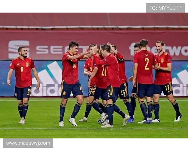 克罗斯领衔德国足球新篇章展望未来赛事与个人成就的辉煌旅程