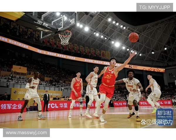 常规赛精彩对决太阳队与小牛队激烈碰撞展现篮球魅力与团队精神 常规赛精彩对决太阳队与小牛队激烈碰撞展现篮球魅力与团队精神