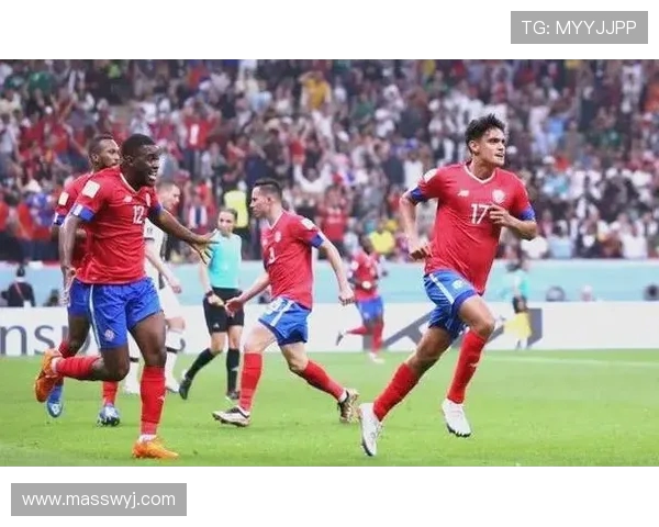 德国与美国在世界杯赛场上的历史对决与精彩瞬间回顾