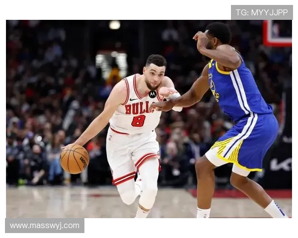 扎克拉文引领公牛重返季后赛的关键时刻与未来展望 扎克拉文引领公牛重返季后赛的关键时刻与未来展望